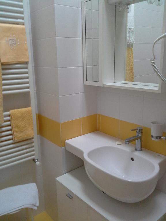 Casa Vacanze The Flea'S Home Фонді Номер фото